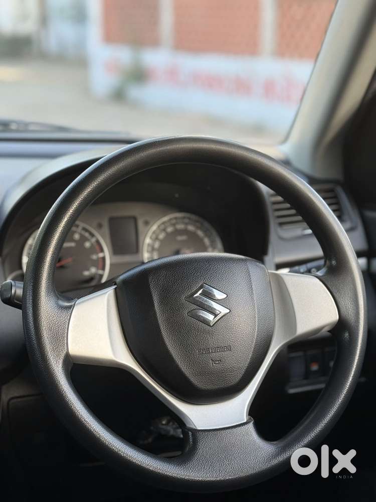 Maruti Suzuki Swift Vxi Optional, 2018, Petrol