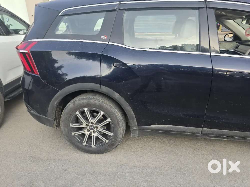 Mahindra Xuv700 Ax7 2022