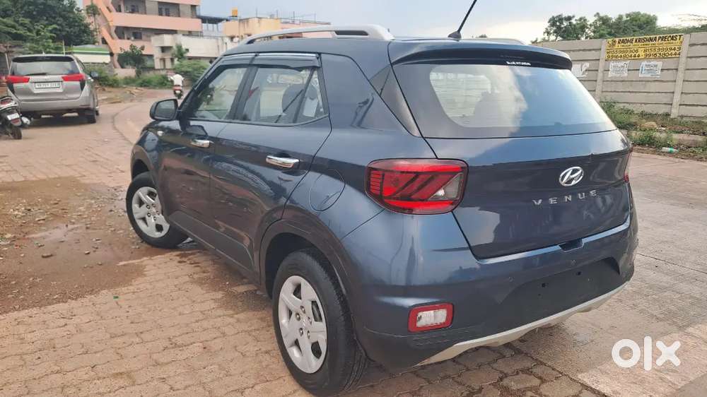 Hyundai Venue 2020 Diesel 111000 Km Driven