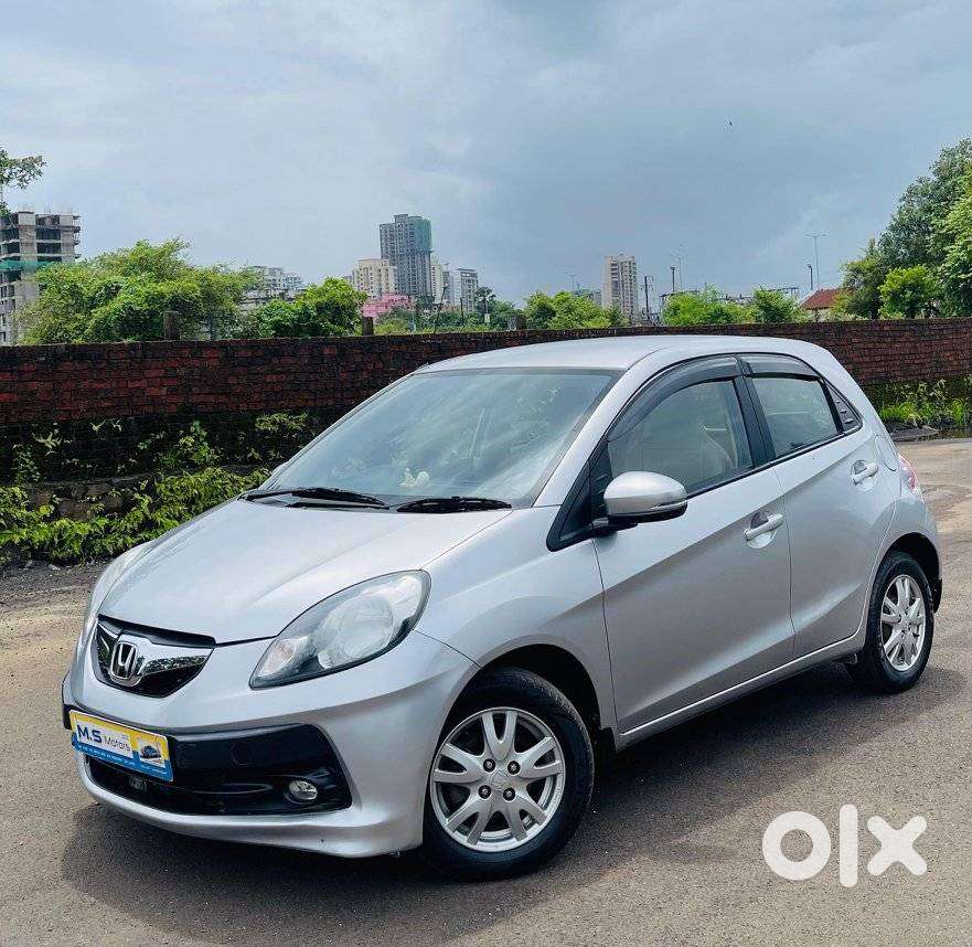 Honda Brio V Automatic, 2016, Petrol