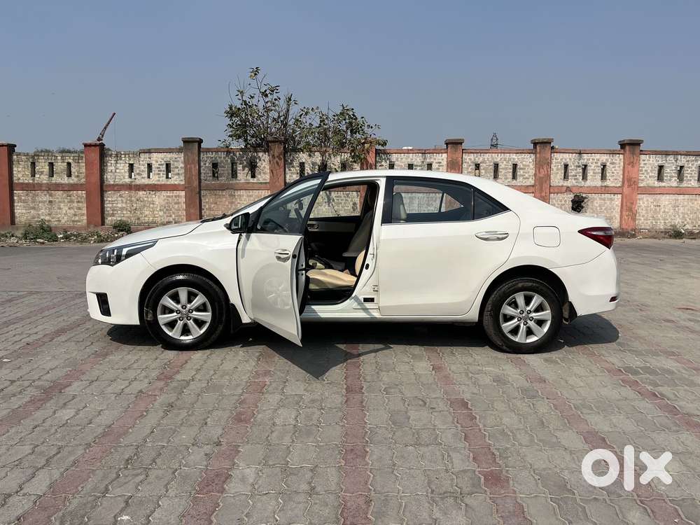 Toyota Corolla Altis 2013-2017 Gl Mt, 2015, Petrol