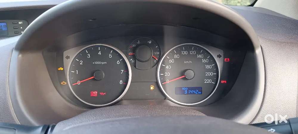 Hyundai New I20 2011 Petrol 33000 Km Driven