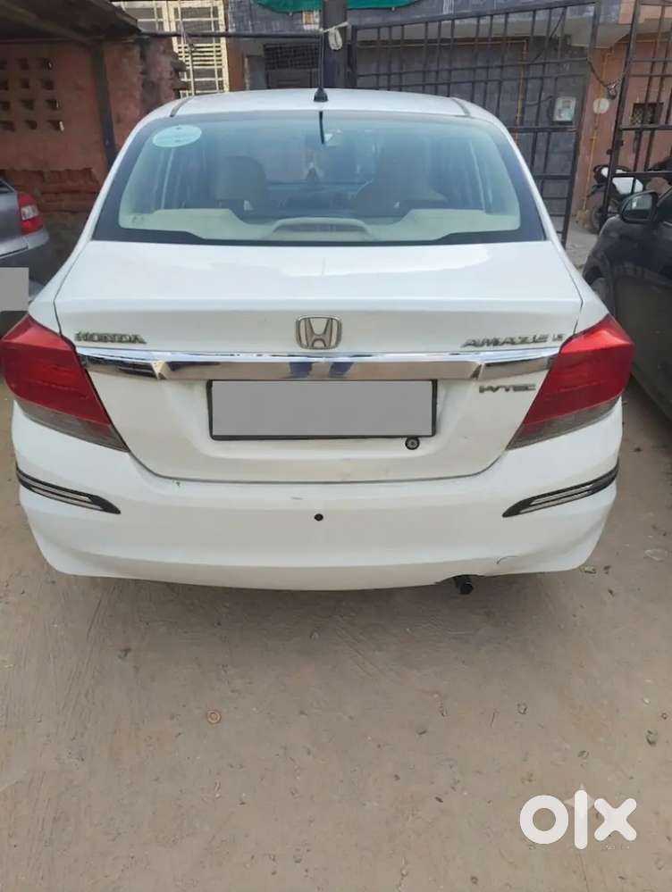 Honda Amaze 2017 Cng & Hybrids 76809 Km Driven