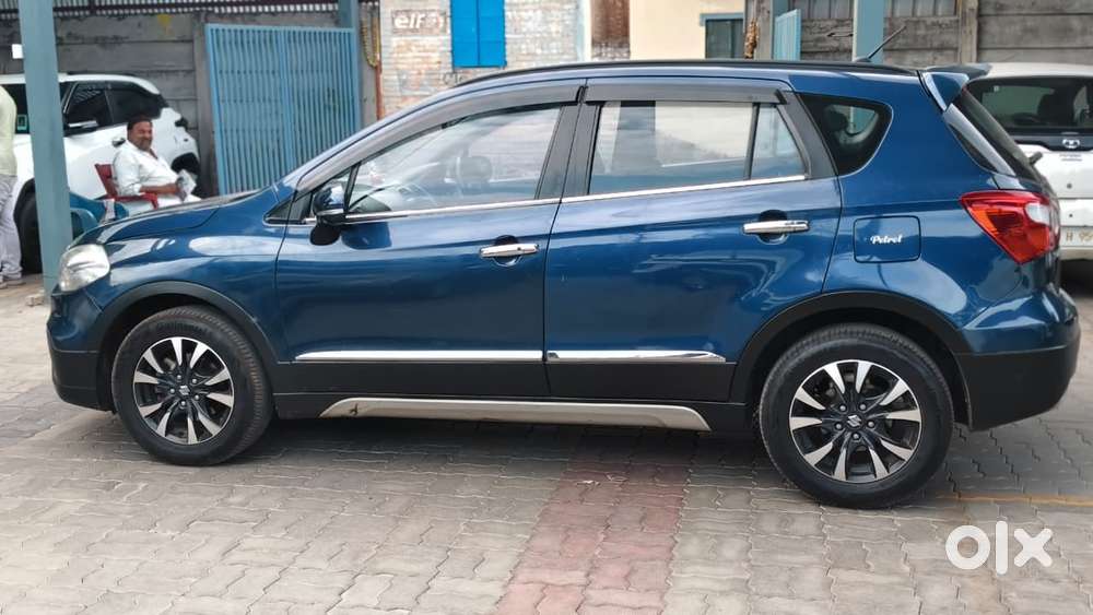 Maruti Suzuki S Cross, 2022, Petrol