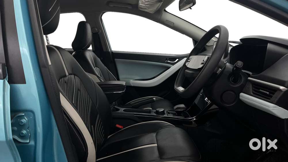 Tata Nexon Creative 1.2 Revotron Petrol 6 Amt, 2023, Petrol