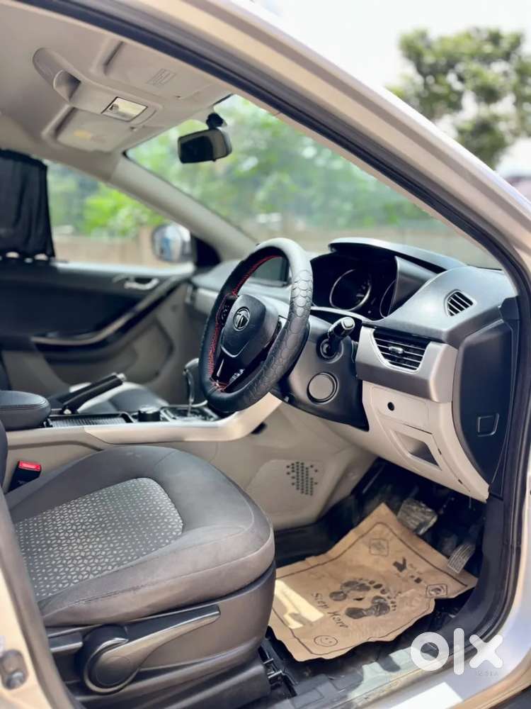 Tata Nexon 1.2 Revotron Xza Plus, 2019, Petrol