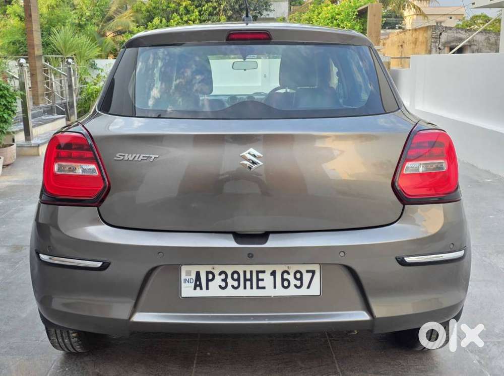Maruti Suzuki Swift Vxi + Manual, 2020, Petrol
