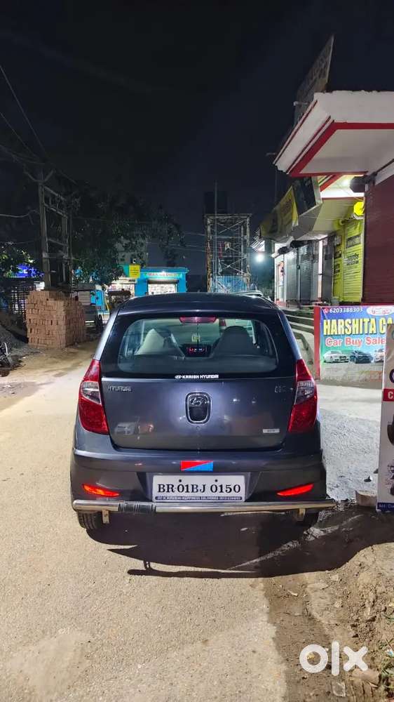 Hyundai I10 2012 Petrol 5800 Km Driven