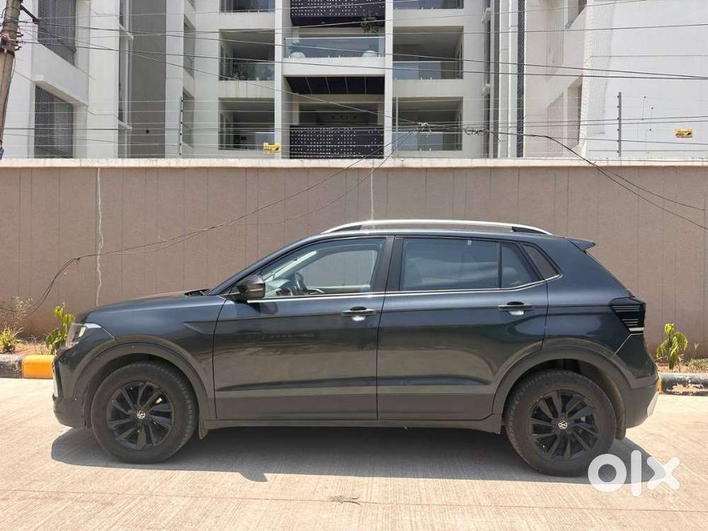 Volkswagen Taigun 1.0 Tsi Highline At, 2022, Petrol