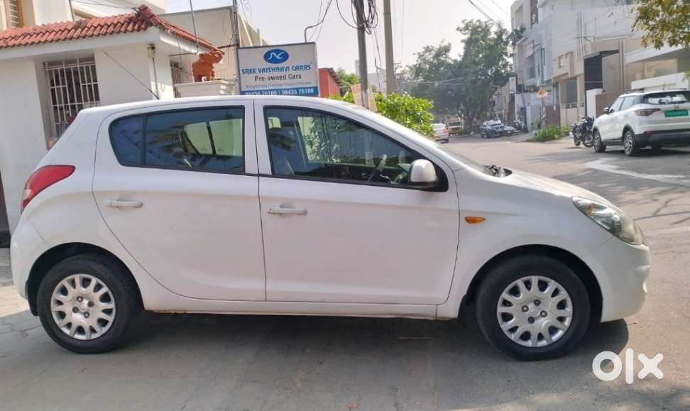Hyundai I20 Magna 1.2 Mt, 2011, Petrol