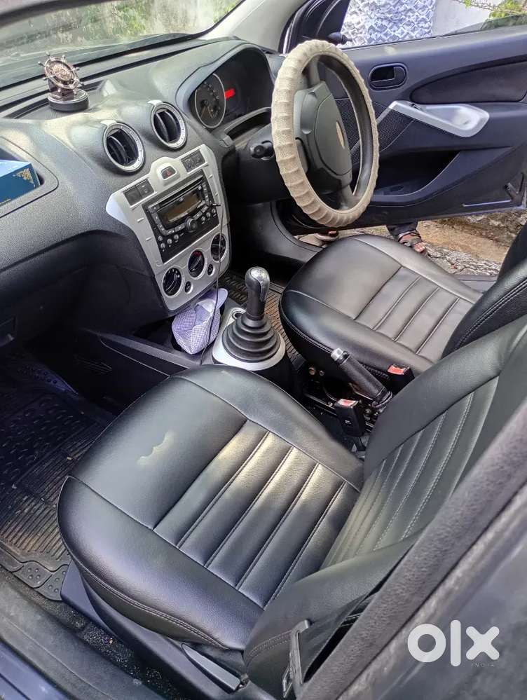Ford Figo Petrol Lxi 2012