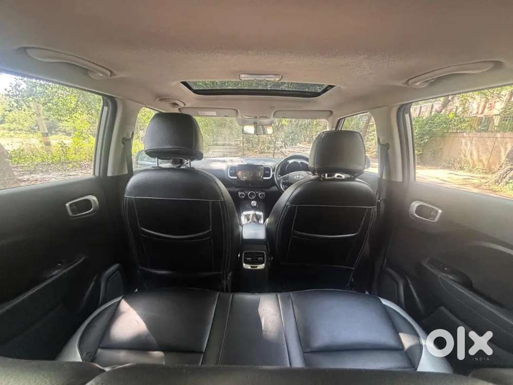 Hyundai Venue 2020 Petrol 48000 Km Driven