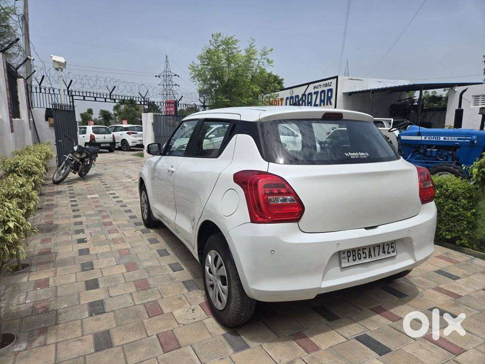 Maruti Suzuki Swift Vxi, 2020, Petrol