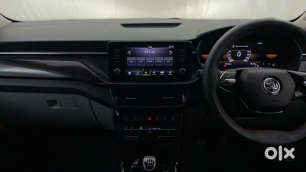 Skoda Kushaq Style 1.0l Tsi Mt, 2022, Petrol