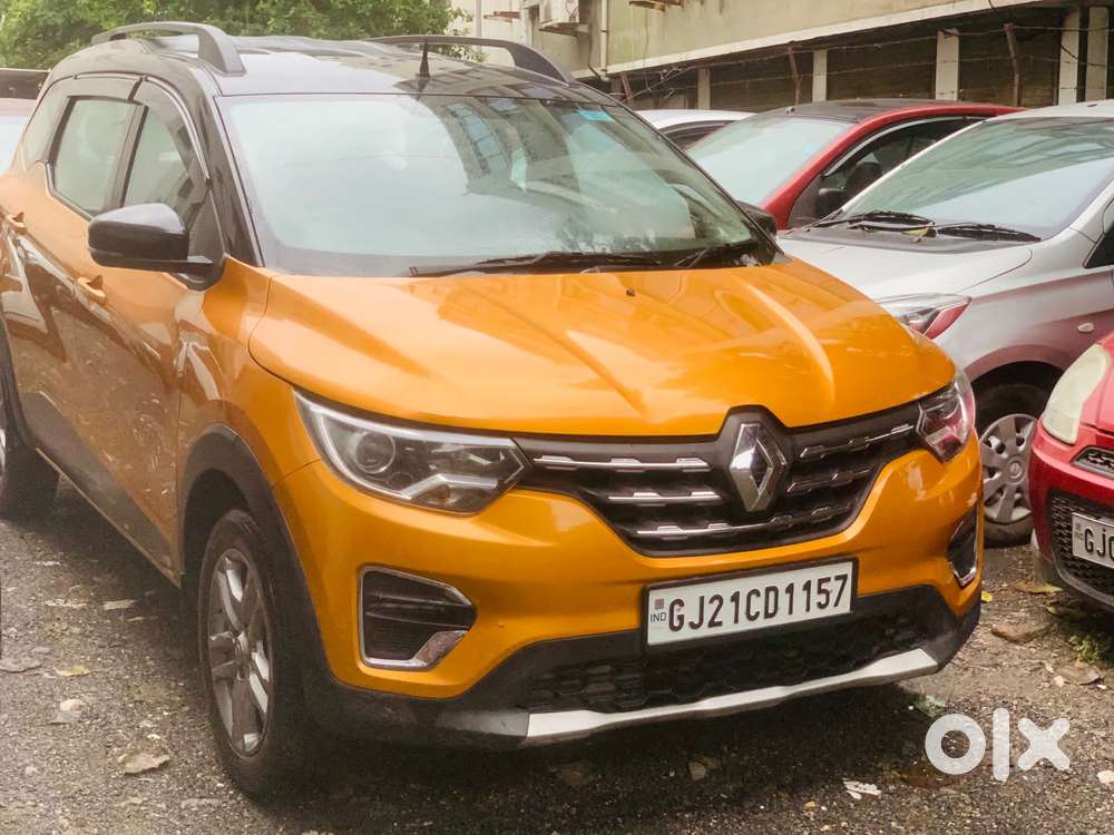 Renault Triber Rxz, 2023, Petrol
