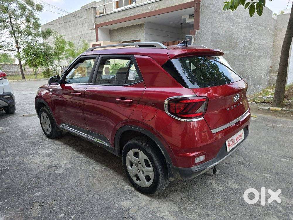 Hyundai Venue S 1.2 Petrol, 2019, Petrol