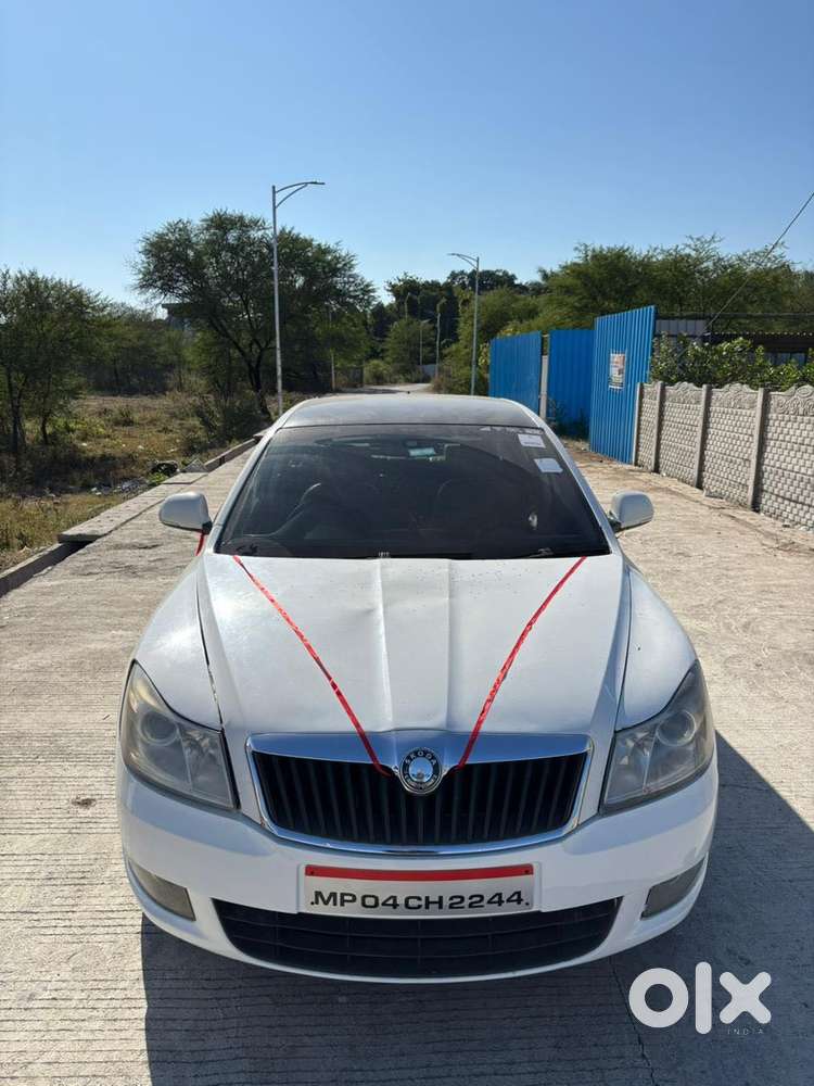 Skoda Laura 1.9 Tdi Mt Ambiente, 2012, Diesel