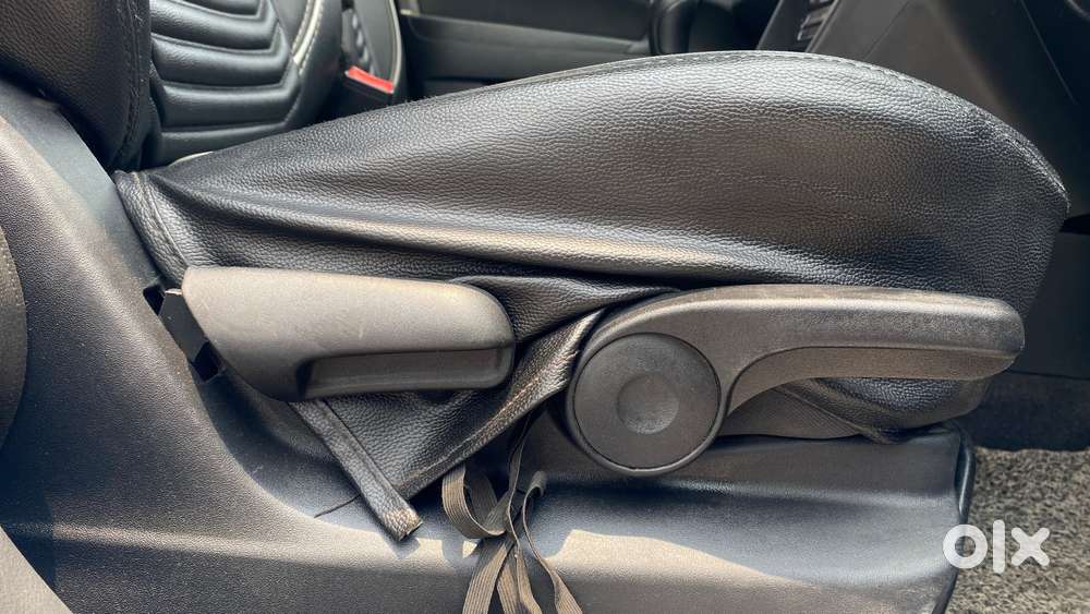 Maruti Suzuki Vitara Brezza Zdi Plus Dual Tone, 2017, Diesel