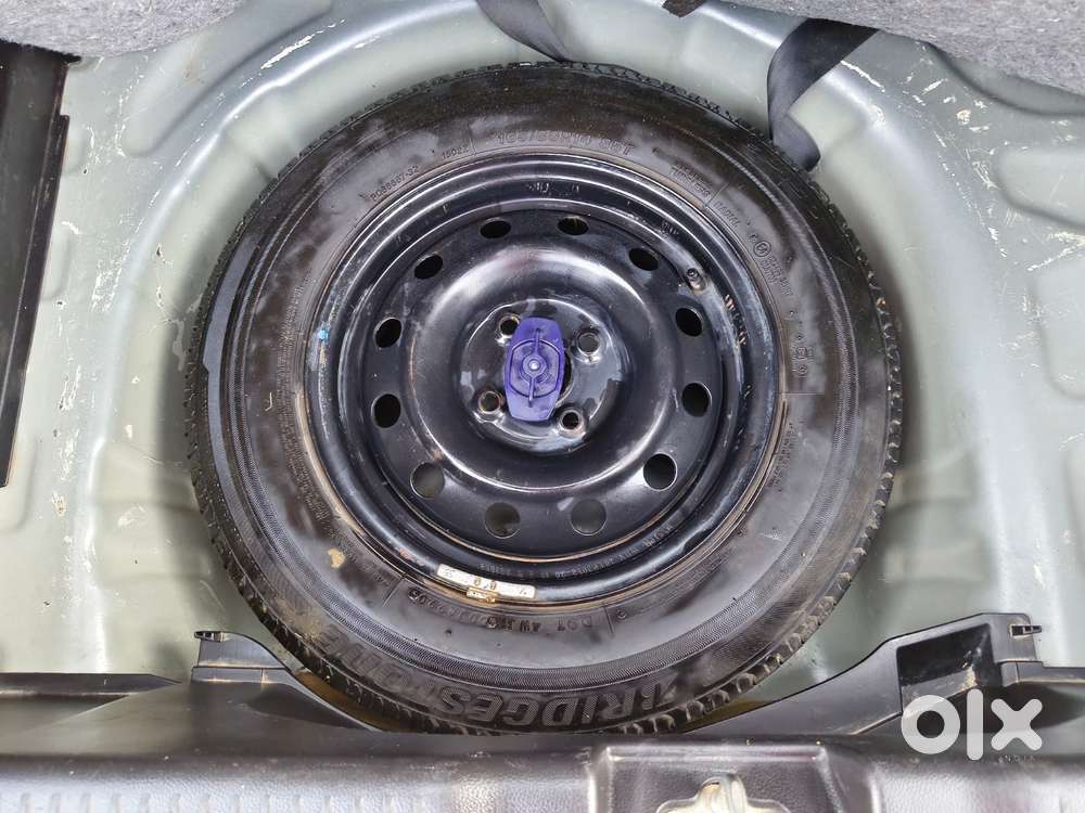 Maruti Suzuki Swift Vxi Abs Bsiv, 2020, Petrol
