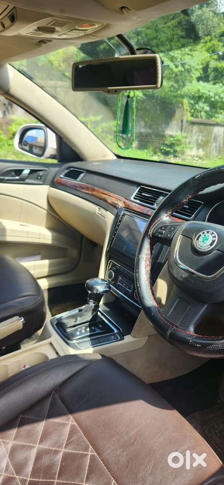 Skoda Superb 2012 Odometer 100000