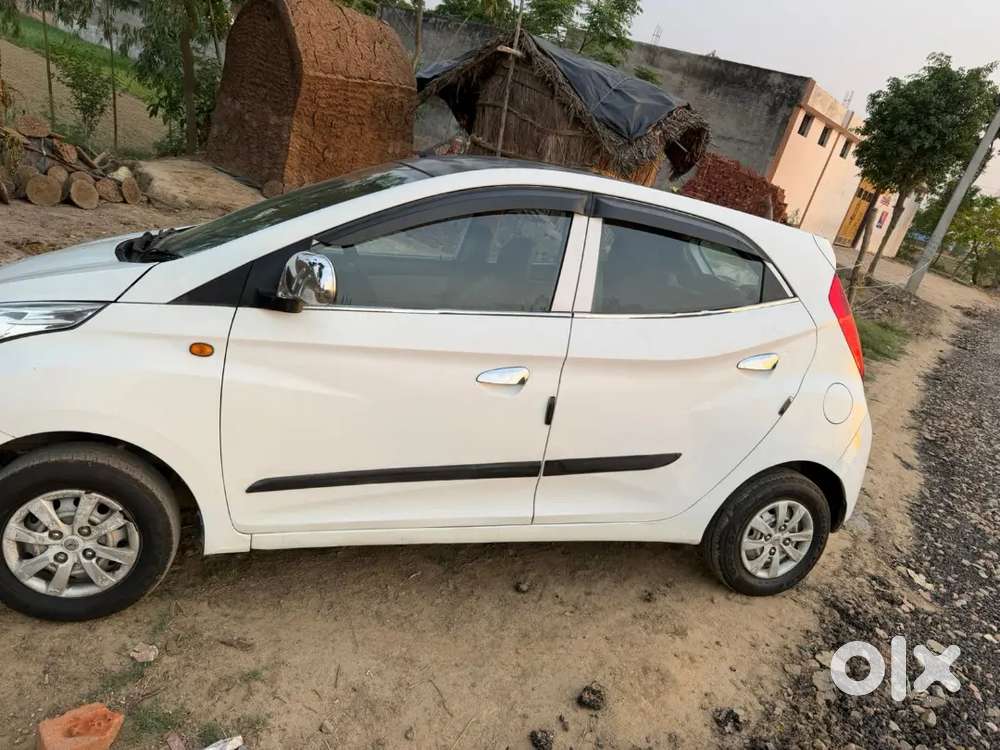 Hyundai Eon 2016 Cng & Hybrids 110000 Km Driven