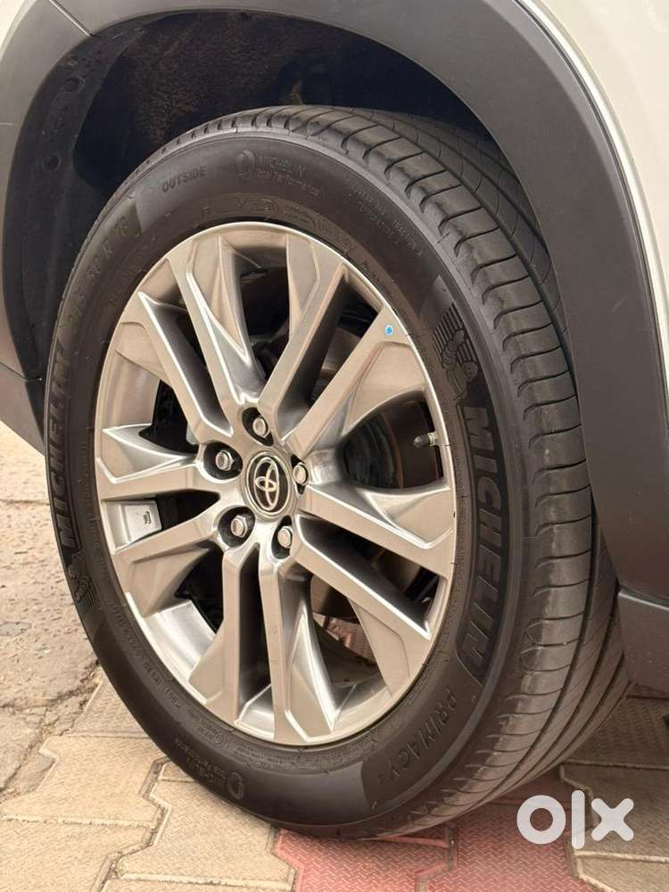 Toyota Innova Hycross Zx Hybrid 2024