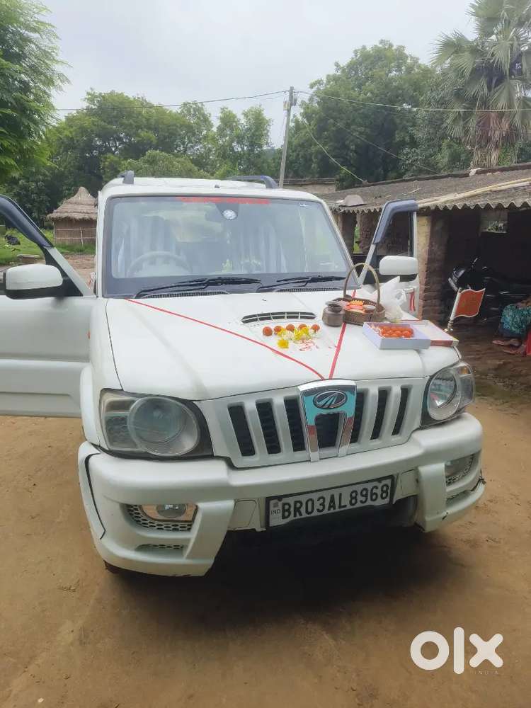 Mahindra Scorpio Vlx 2014 Diesel Fourth Owner