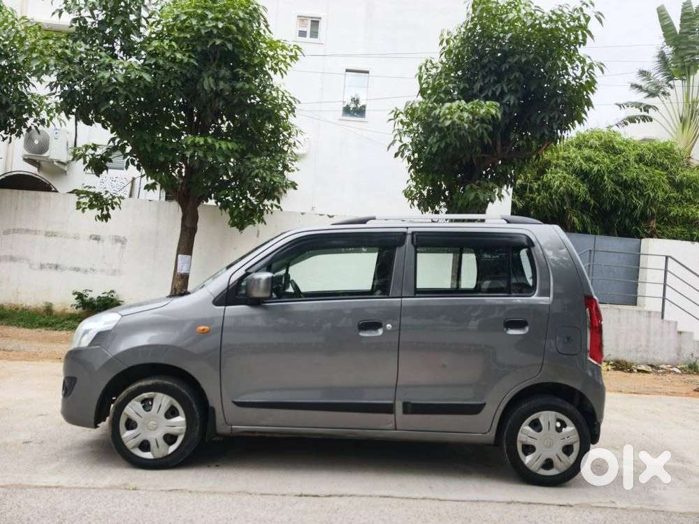 Maruti Suzuki Wagon R 1.0 Vxi Plus Amt, 2017, Petrol