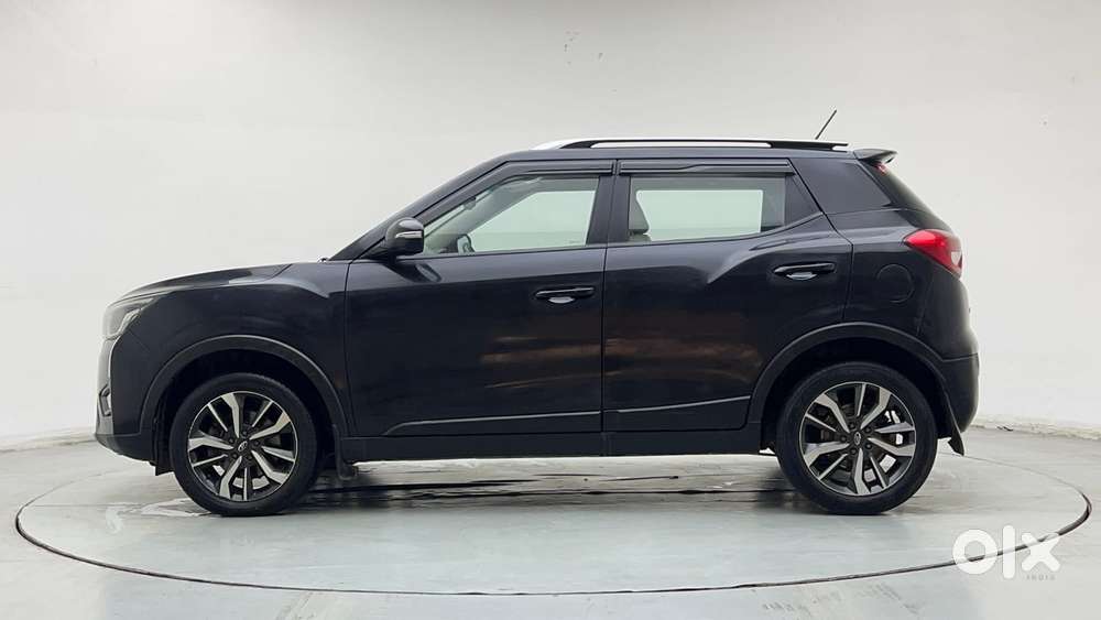 Mahindra Xuv300 W8 Option, 2019, Petrol