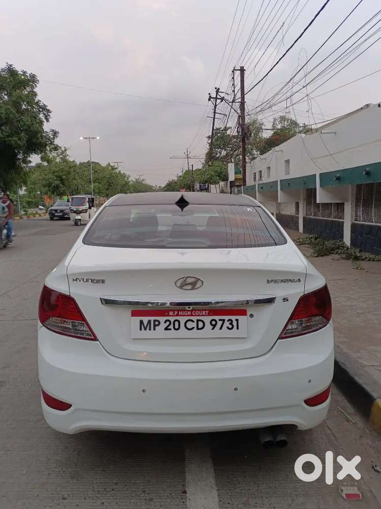 Hyundai Verna 1.4 Crdi Gl 2013