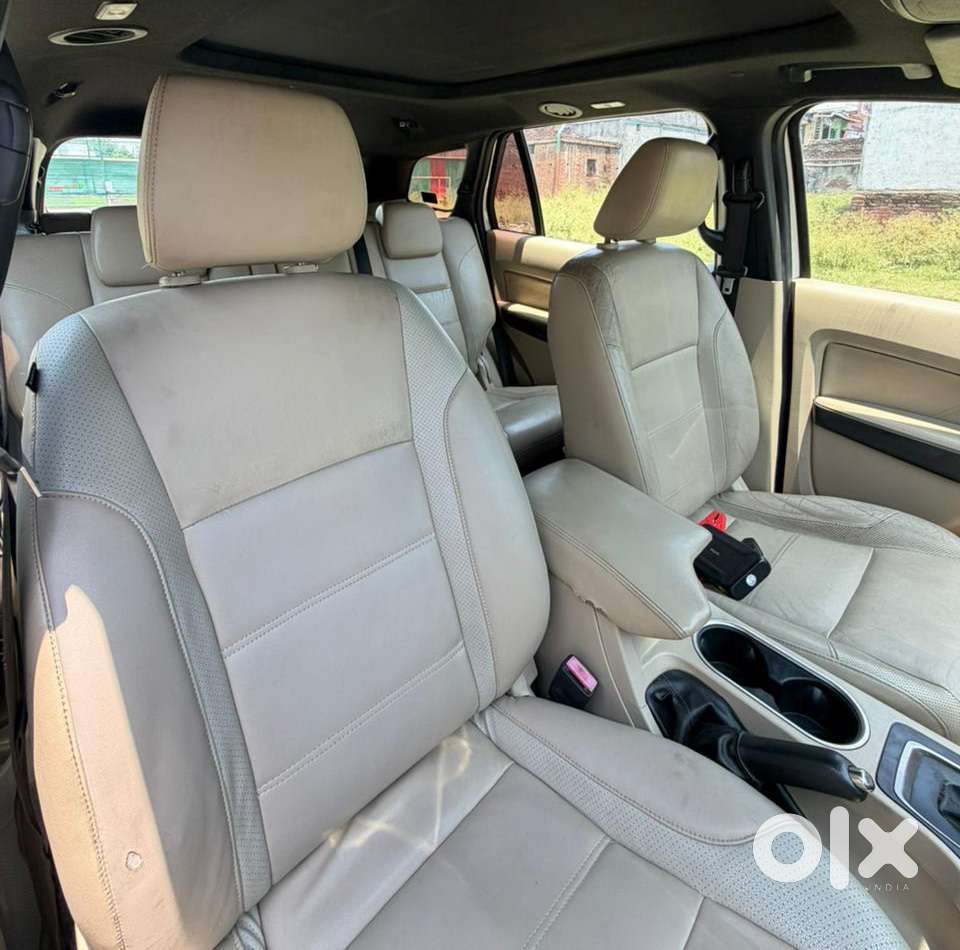 Ford Endeavour 3.2 Titanium At 4x4, 2016, Diesel