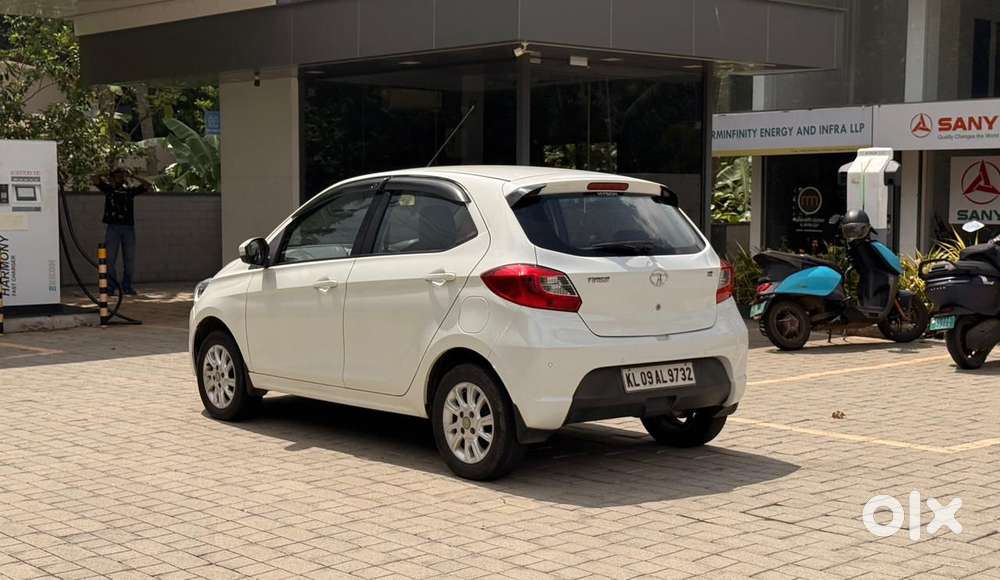 Tata Tiago 1.05 Revotorq Xz, 2016, Petrol