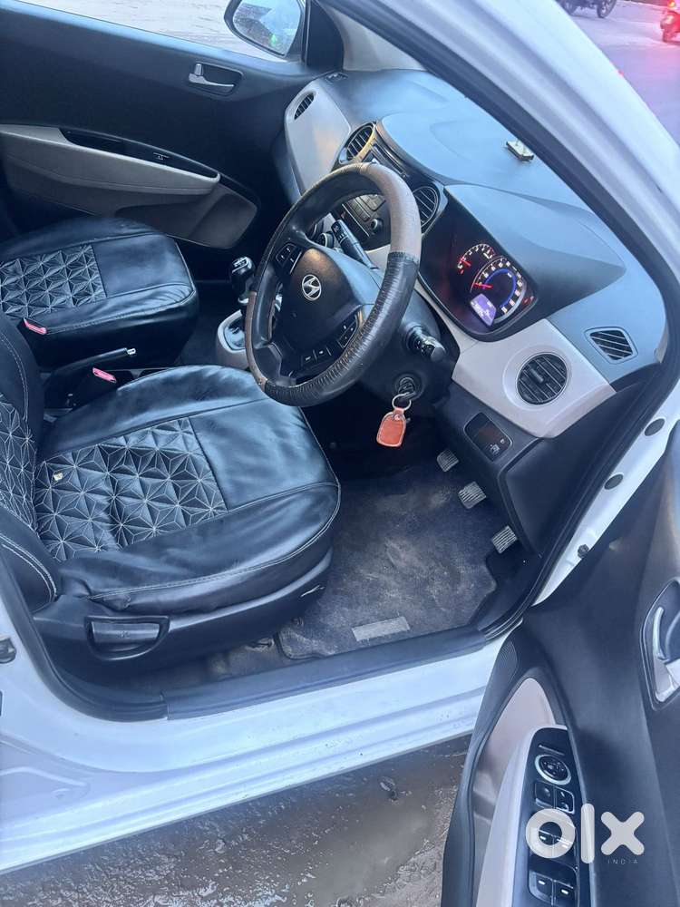 Hyundai Grand I10 Sportz, 2015, Diesel