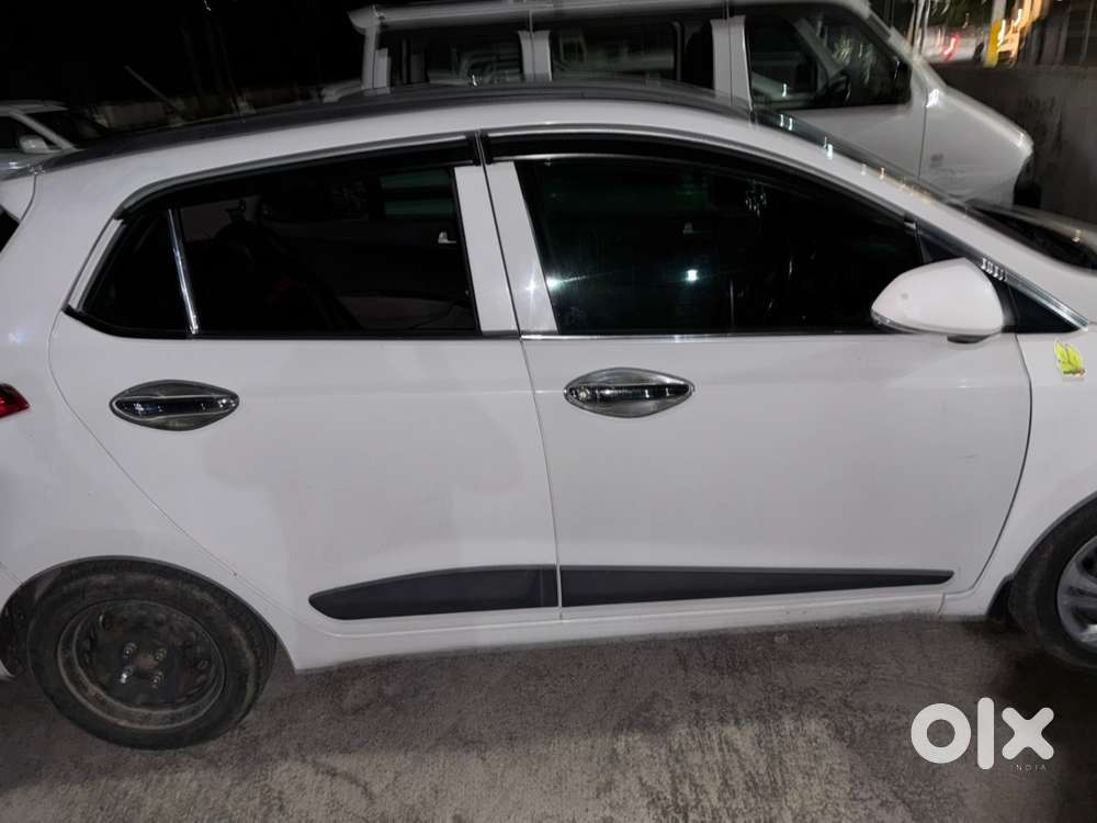 Hyundai I10 Sportz 2015