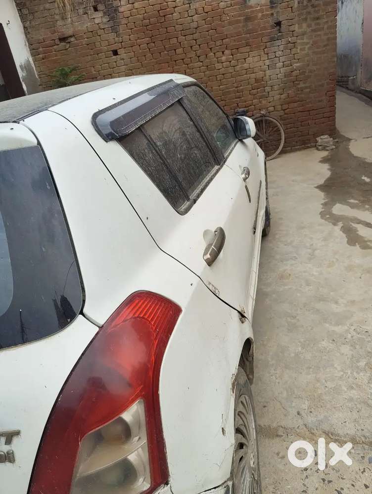 Gadi Me Koi Kami Nhi H Bs New Leni H