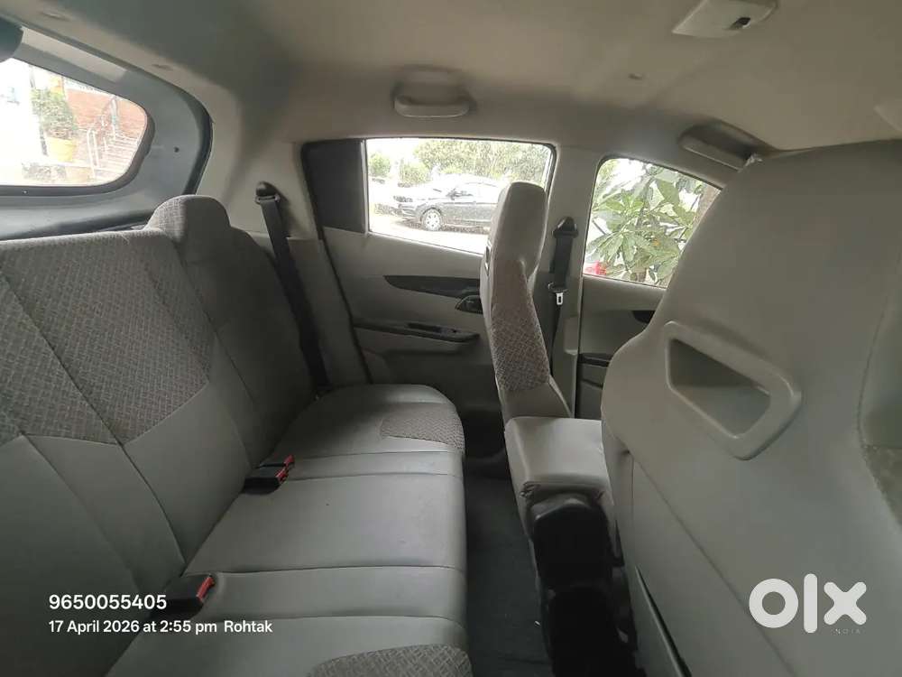 Only 32k Run , All Original Diesel 6 Seater Mahindra Kuv 100