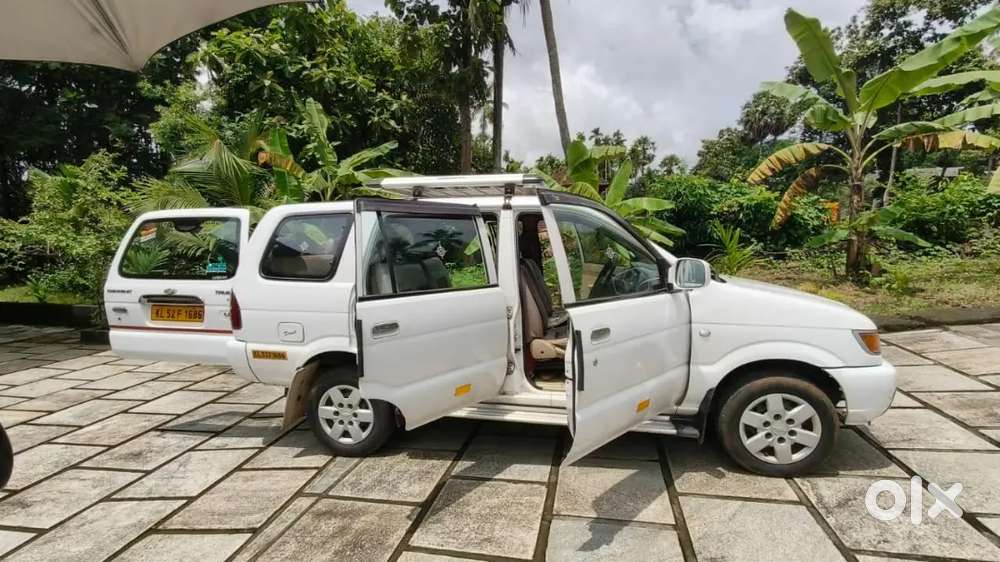 Chevrolet Tavera Neo 3 Ls 7 2013- Well Maintained Taxi