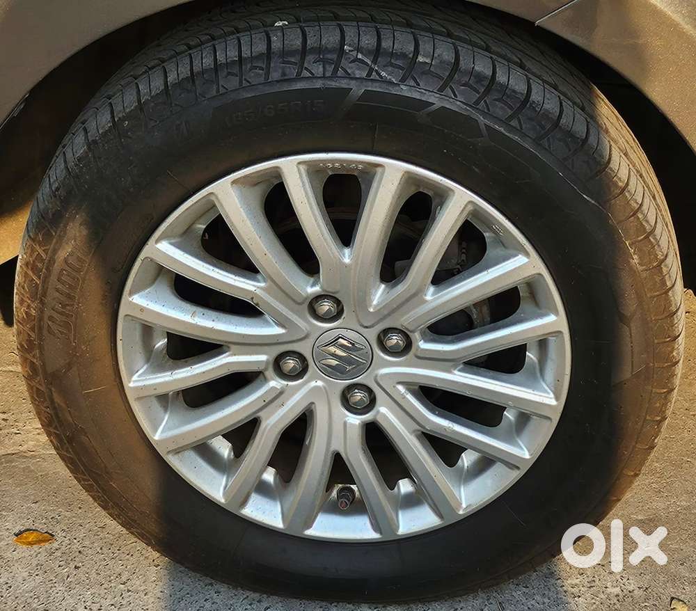 Maruti Suzuki Dzire 1.2 Zxi Amt, 2017, Petrol