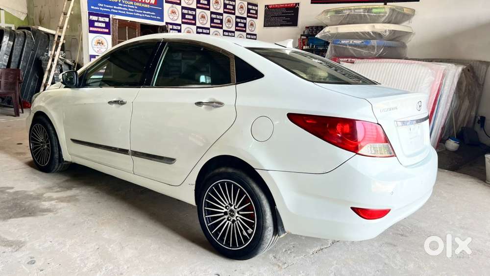 2013 Hyundai Verna Crdi Manual Diesel
