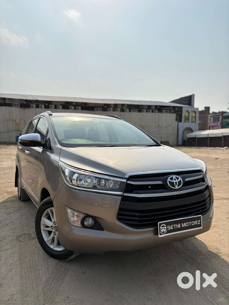 Toyota Innova Crysta 2.4 Gx Mt, 2017, Diesel