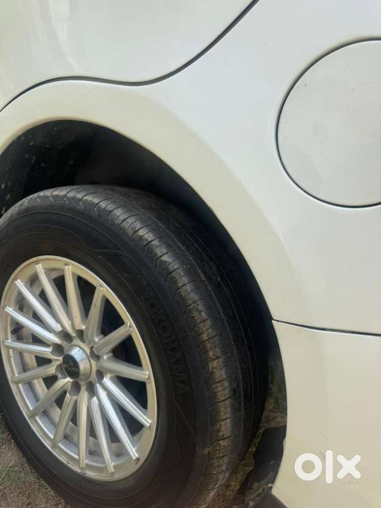 Maruti Suzuki Swift Dzire Vdi Optional, 2016, Diesel