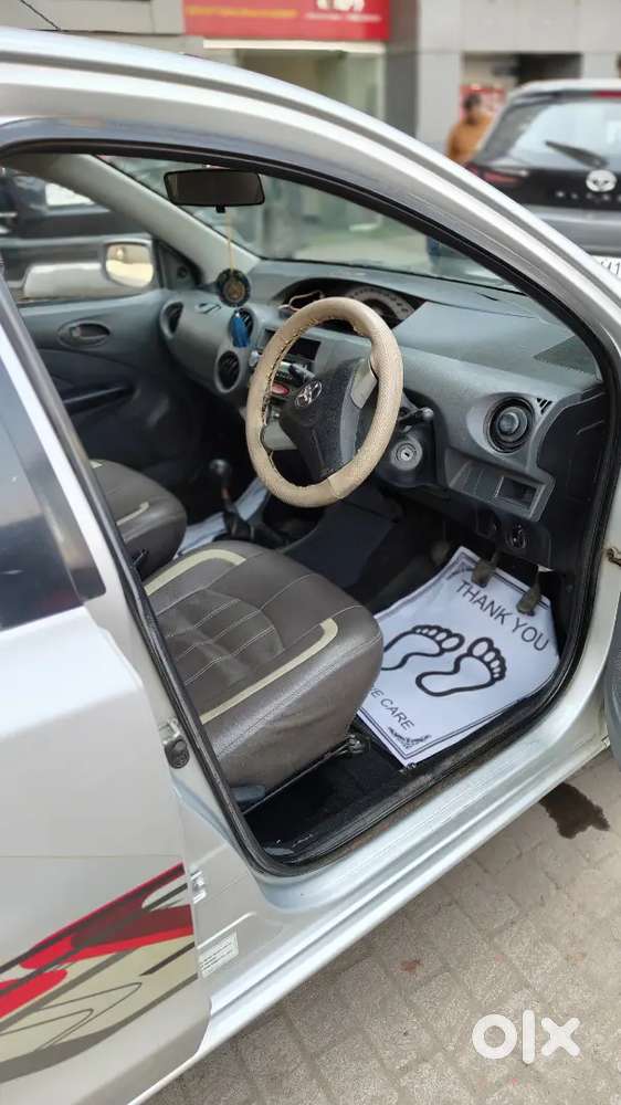 Toyota Etios Liva 2012