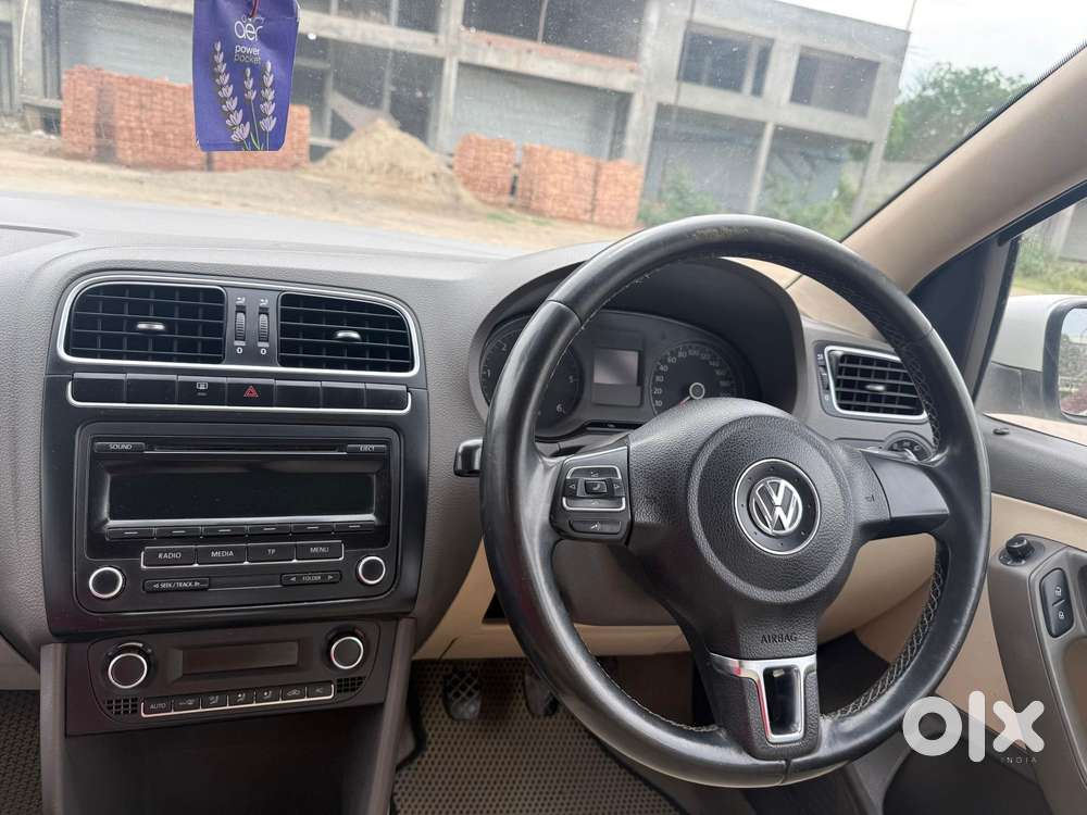 Volkswagen Vento 1.6 Highline Plus 16 Alloy, 2013, Diesel