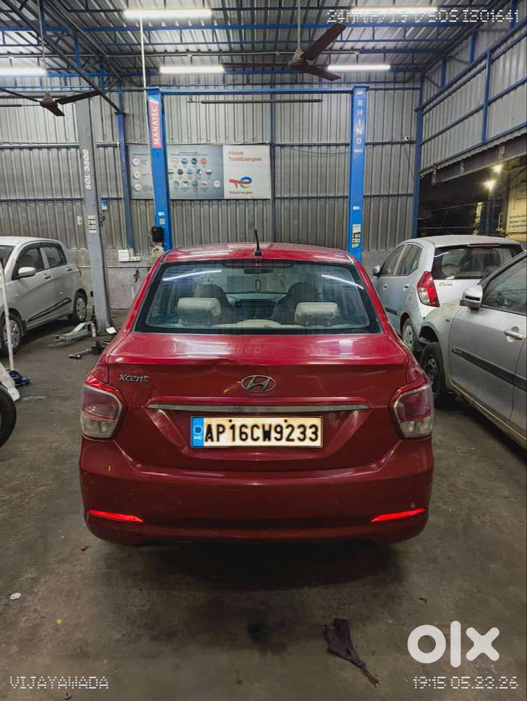 Hyundai Xcent 2015 Diesel Well Maintained