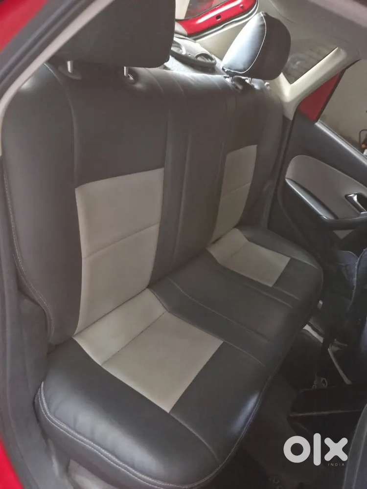 Volkswagen Polo 2012 Diesel 124124 Km Driven.