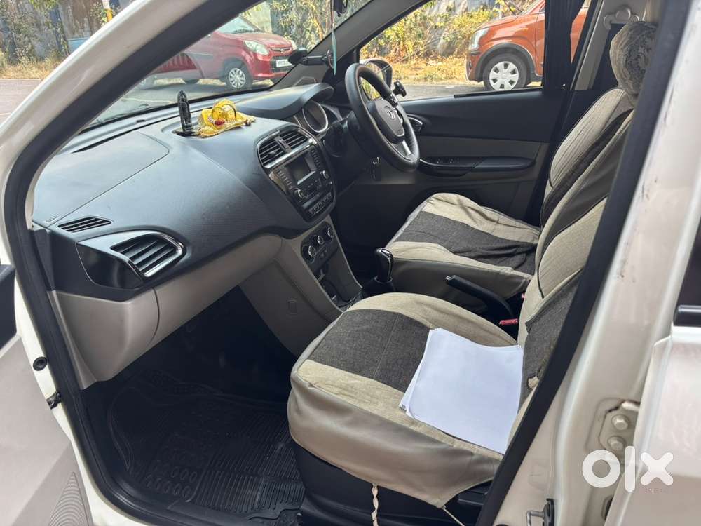 Tata Tiago Petrol 2017