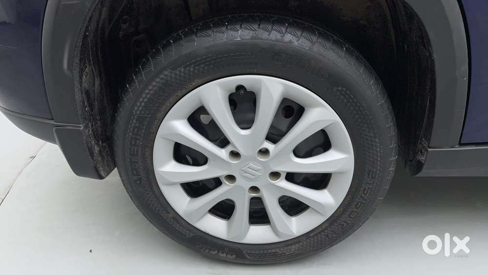 Maruti Suzuki Grand Vitara 1.5 Delta Smart Hybrid At, 2023, Petrol