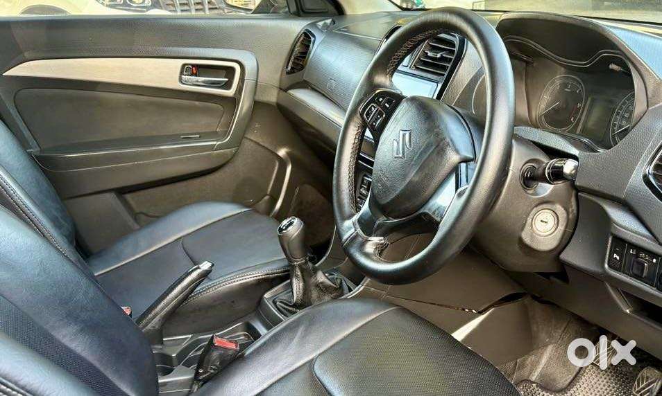 Maruti Suzuki Vitara Brezza Zdi+ Dual Tone Mt, 2016, Diesel