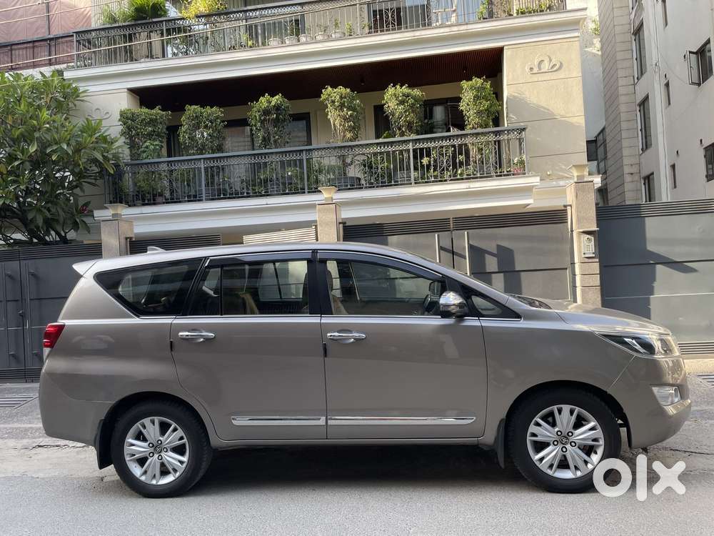 Toyota Innova Crysta 2.8 Zx At 7 Seater, 2018, Diesel