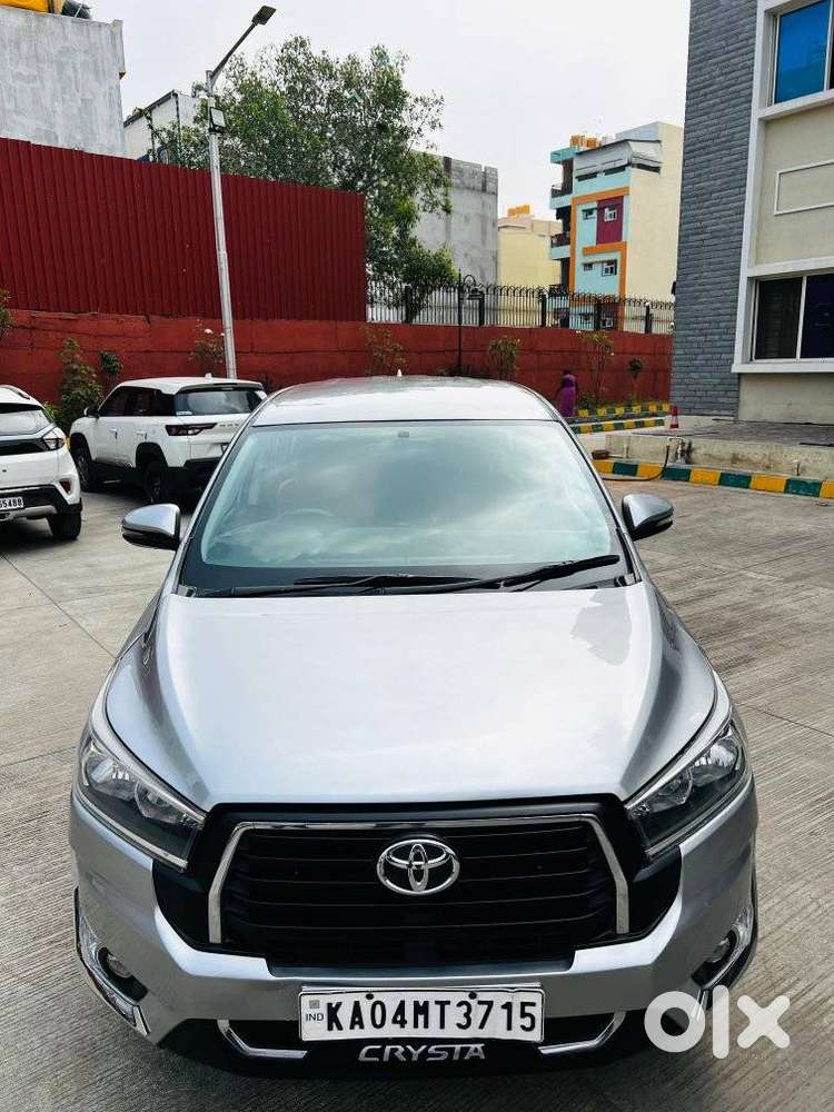 Toyota Innova Crysta 2.4 G Mt 7 Str, 2017, Diesel